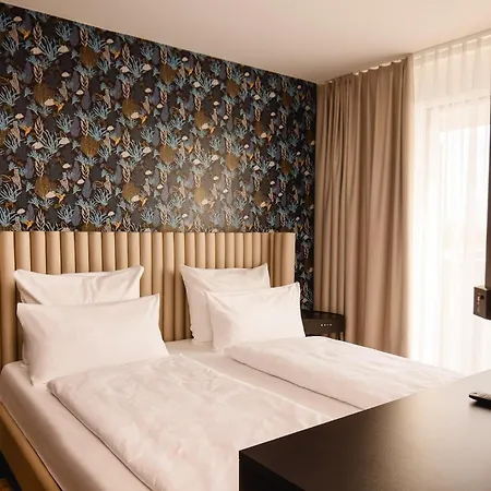 Rioca Posto 10 3* Констанц